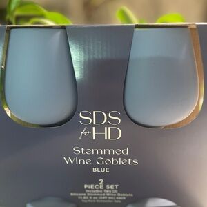 Blue Stemmed Wine Goblets (silicone)